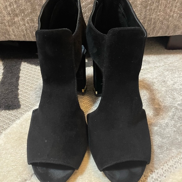 Michael Kors heels - Picture 3 of 5